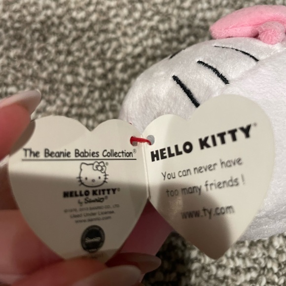 RARE TY Sanrio Hello Kitty Easter Bunny Pastel Plush 8.5" - Picture 3 of 3